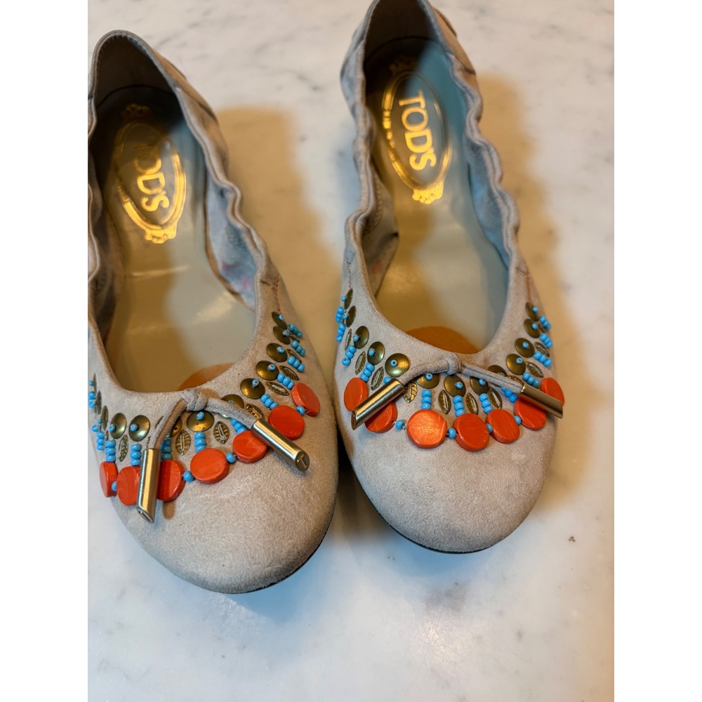 Tods Beige Suede Beaded Gommini Ballet Flats Size 7.5 Turquoise Orange Studded